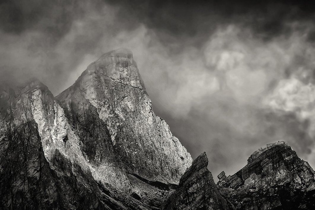 DOLOMITOK