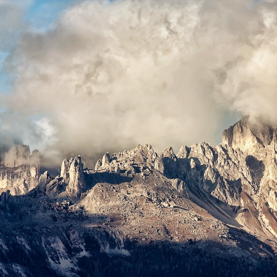 DOLOMITOK