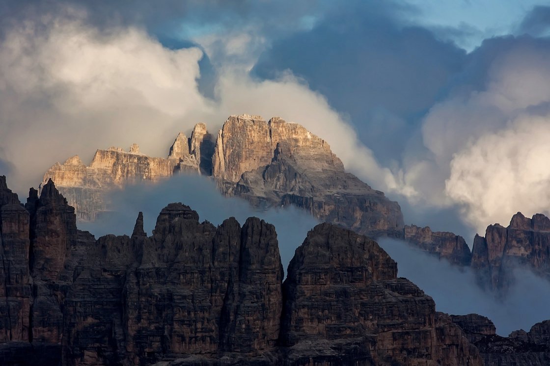 DOLOMITOK