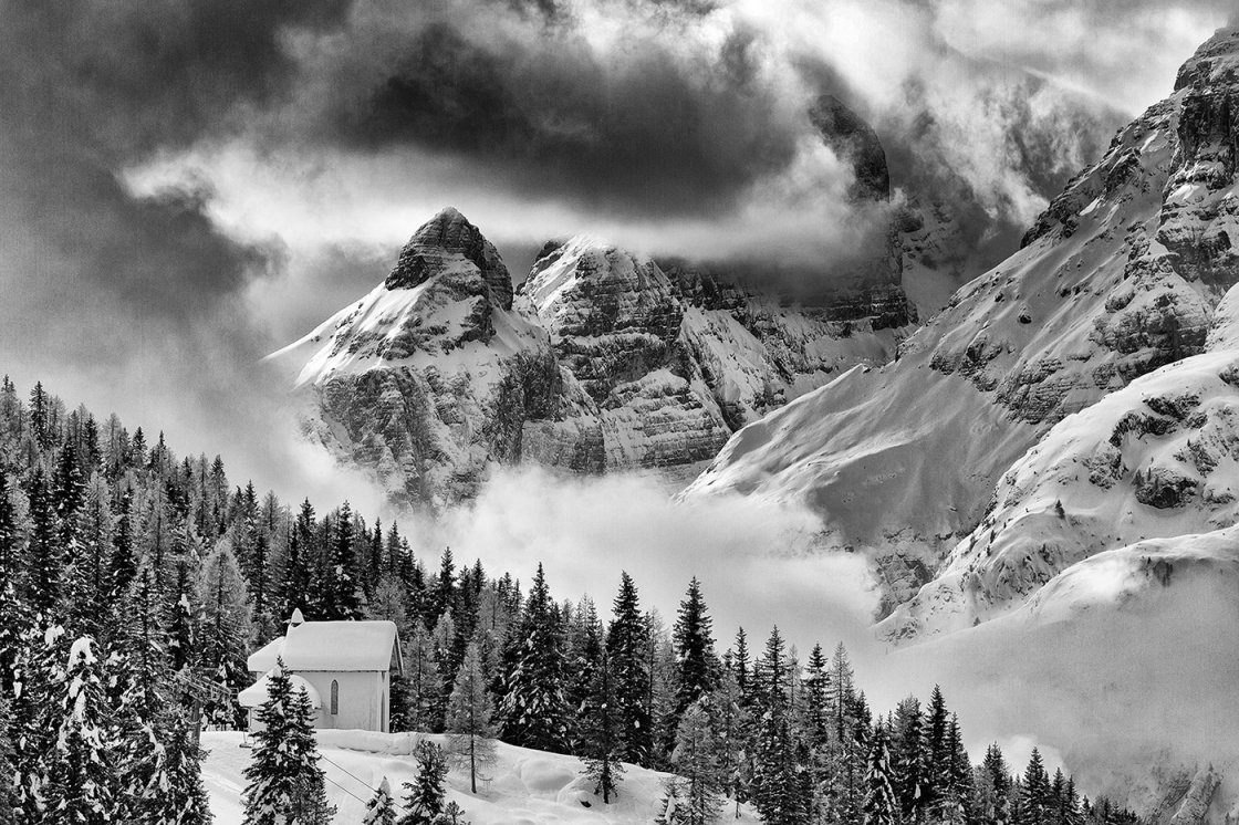 DOLOMITOK