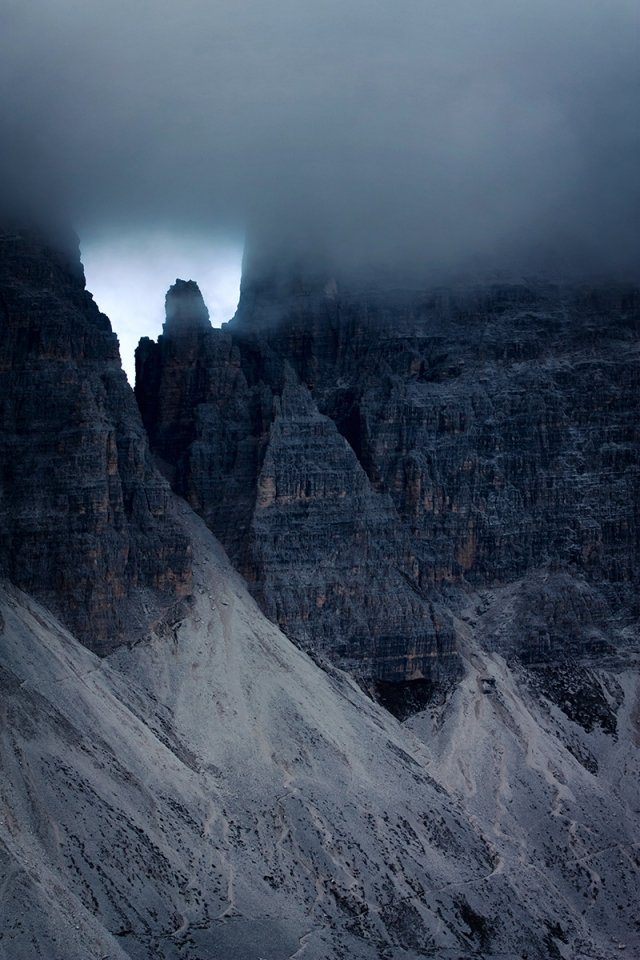 DOLOMITOK