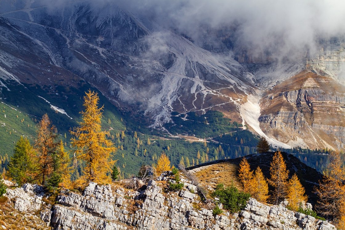 DOLOMITOK