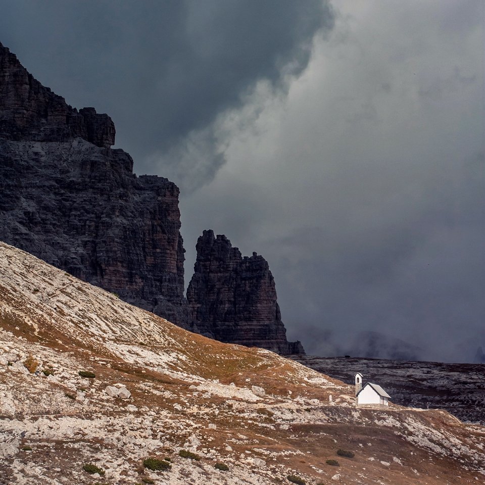 DOLOMITOK