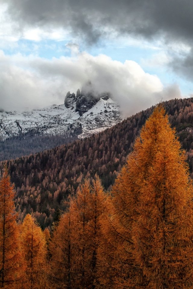 DOLOMITOK
