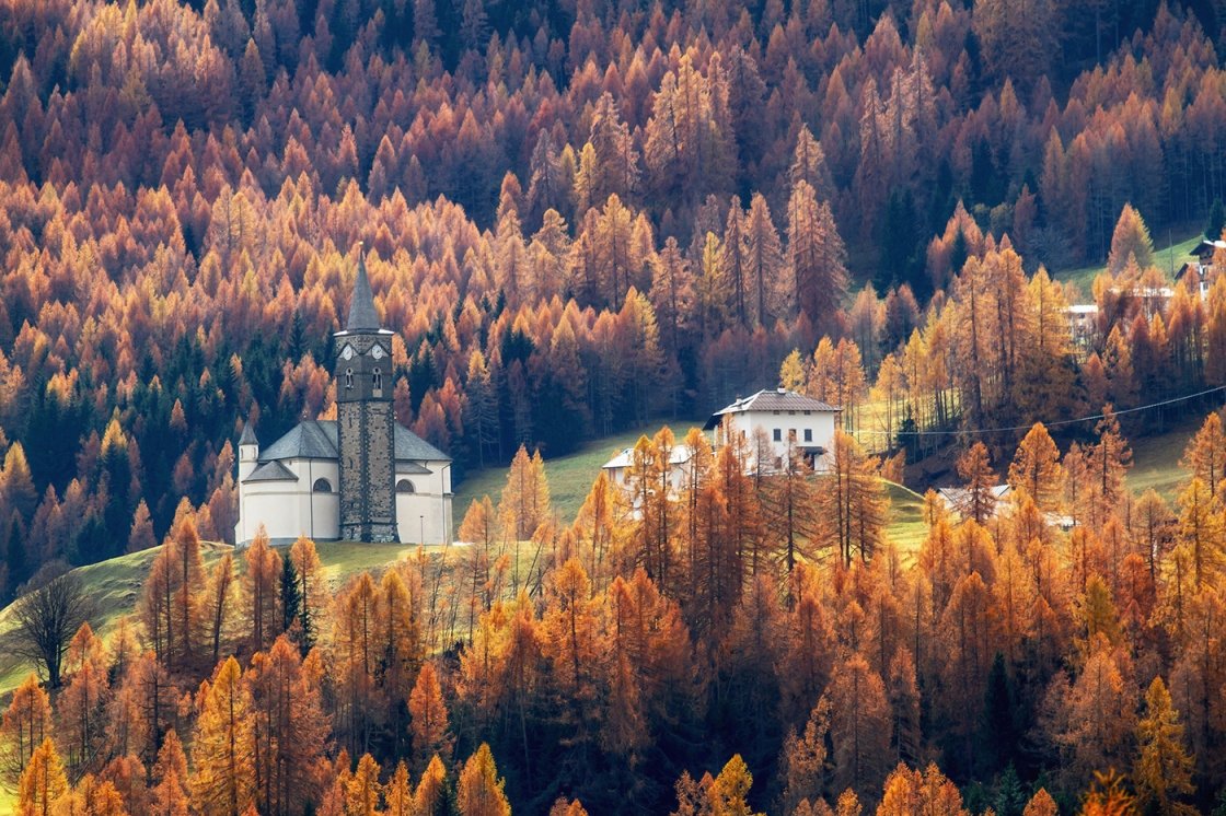 DOLOMITOK