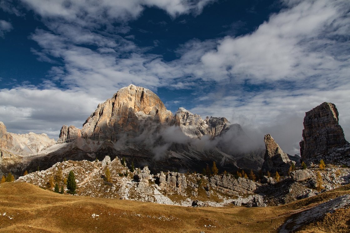 DOLOMITOK