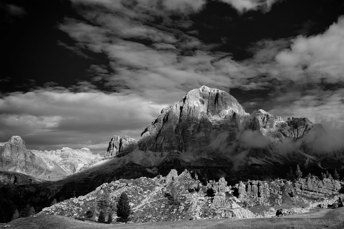 DOLOMITOK