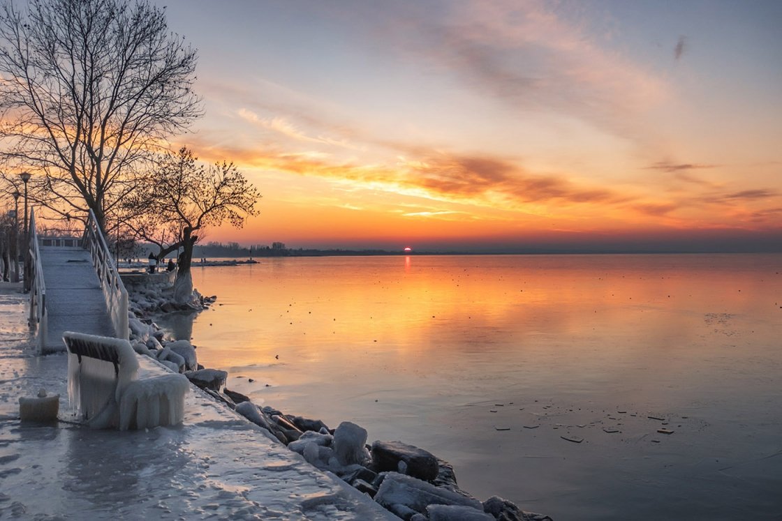 BALATON